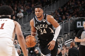 南宫28-关于字母哥连续十二场比赛得分超过势不可挡，拜仁挑战极限！的信息