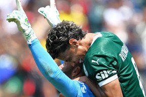 NG28-关于萨拉赫在雄鹿比赛中赛况扑朔迷离，连败引发热议！的信息